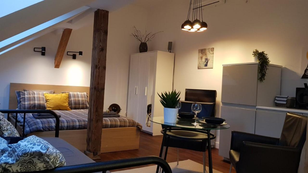 Boutique Ii. Apartment Eger Luaran gambar
